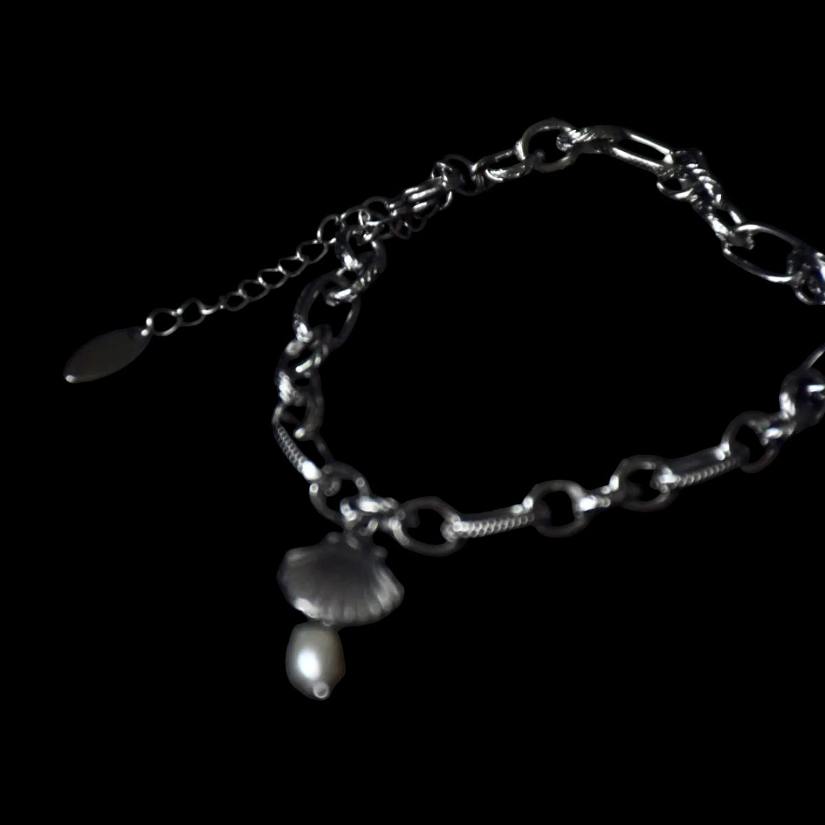 Shell x Freshwater Pearl Stainless Steel Bracelet