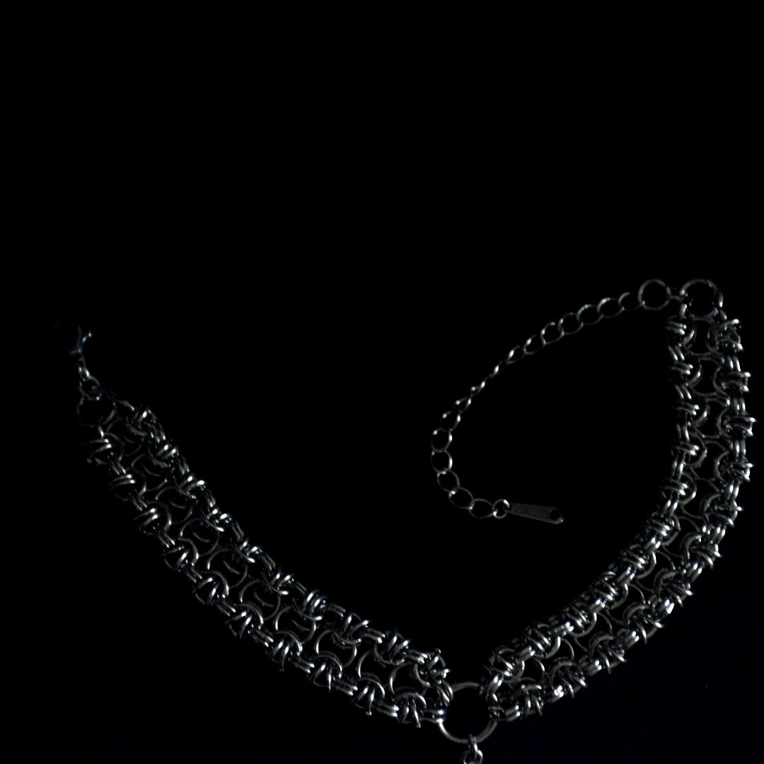 Cross Drop Chainmail
Stainless Steel Bracelet