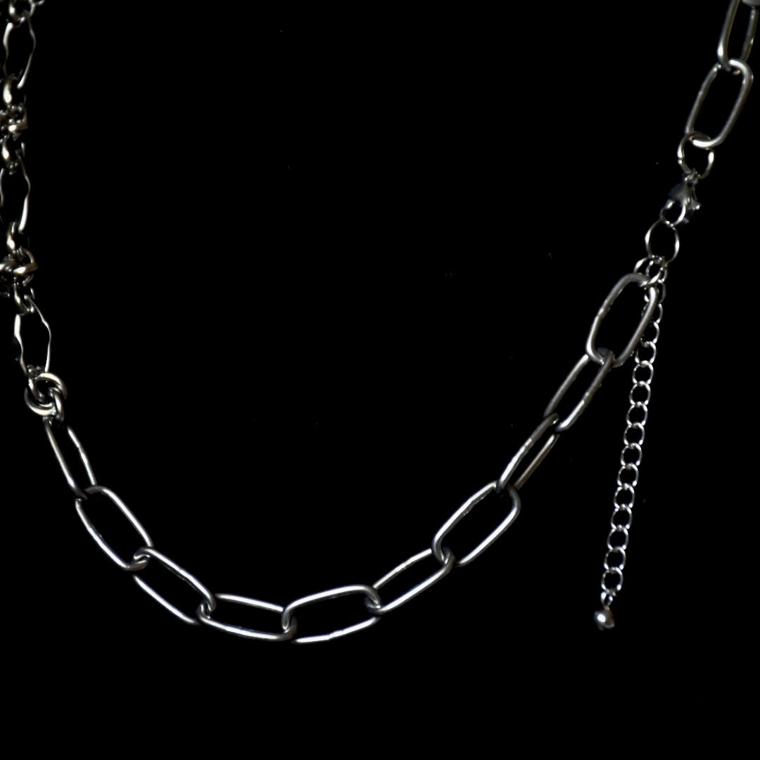 Bulldog Barbed Chain
Stainless Steel Necklace